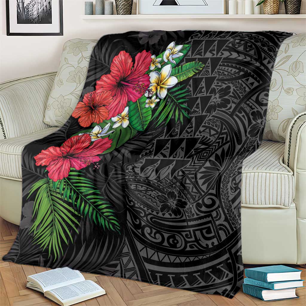 Hawaiian Tropical Plants Blanket Kakau Tattoo and Polynesian Pattern Half Black Color