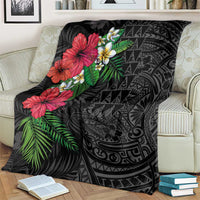 Hawaiian Tropical Plants Blanket Kakau Tattoo and Polynesian Pattern Half Black Color