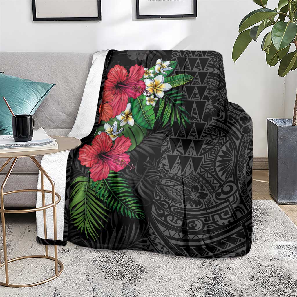 Hawaiian Tropical Plants Blanket Kakau Tattoo and Polynesian Pattern Half Black Color