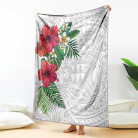 Hawaiian Tropical Plants Blanket Kakau Tattoo and Polynesian Pattern Half White Color
