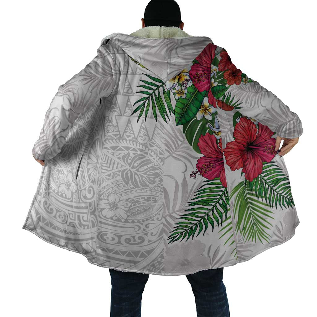 Hawaiian Tropical Plants Cloak Kakau Tattoo and Polynesian Pattern Half White Color