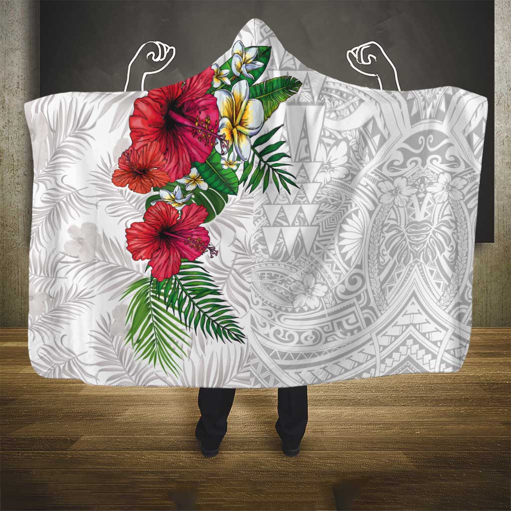 Hawaiian Tropical Plants Hooded Blanket Kakau Tattoo and Polynesian Pattern Half White Color LT03 - Polynesian Pride