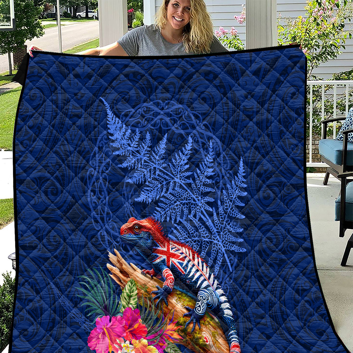 New Zealand Tuatara Quilt Silver Fern Hibiscus and Tribal Maori Pattern Blue Color