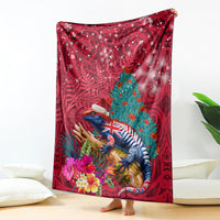 New Zealand Tuatara Christmas Blanket Silver Fern and Xmas Pohutukawa Tree Red Color