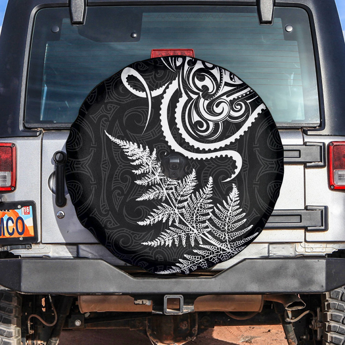 New Zealand Octopus Tattoo and Fern Spare Tire Cover Maori Pattern