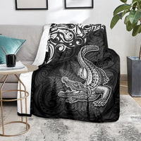 New Zealand Crocodile Tattoo and Fern Blanket Maori Pattern
