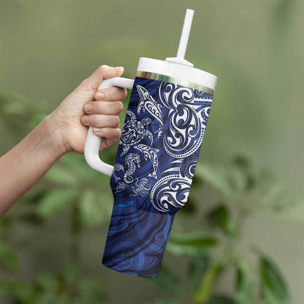 New Zealand Connecting with Seas Tumbler With Handle Maori Tribal and Sea Animals Tattoo - White Glass Style