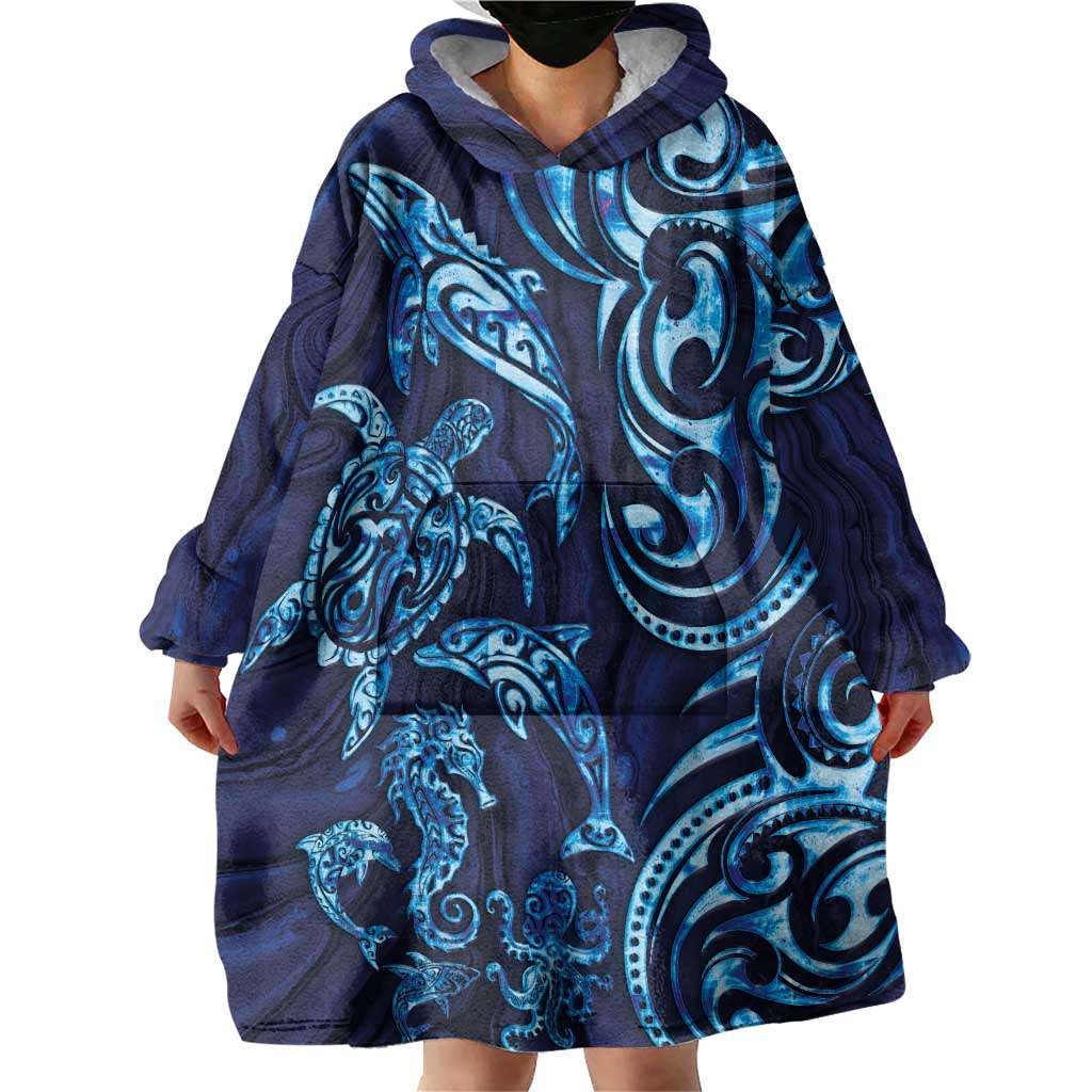 New Zealand Connecting with Seas Wearable Blanket Hoodie Maori Tribal and Sea Animals Tattoo - Sea Texture Glass Style