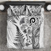 New Zealand Sea Animals Bedding Set with Maori Koru Tribal Tattoo and Silver Ferns White Color