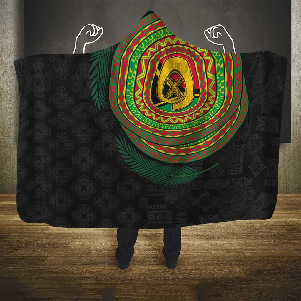 Vanuatu Tribal Tattoo with Namele Leaves Hooded Blanket