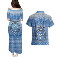 personalised-kosrae-christmas-couples-matching-puletasi-dress-and-hawaiian-shirt-coat-of-arms-beautiful-merry-xmas-snowflake