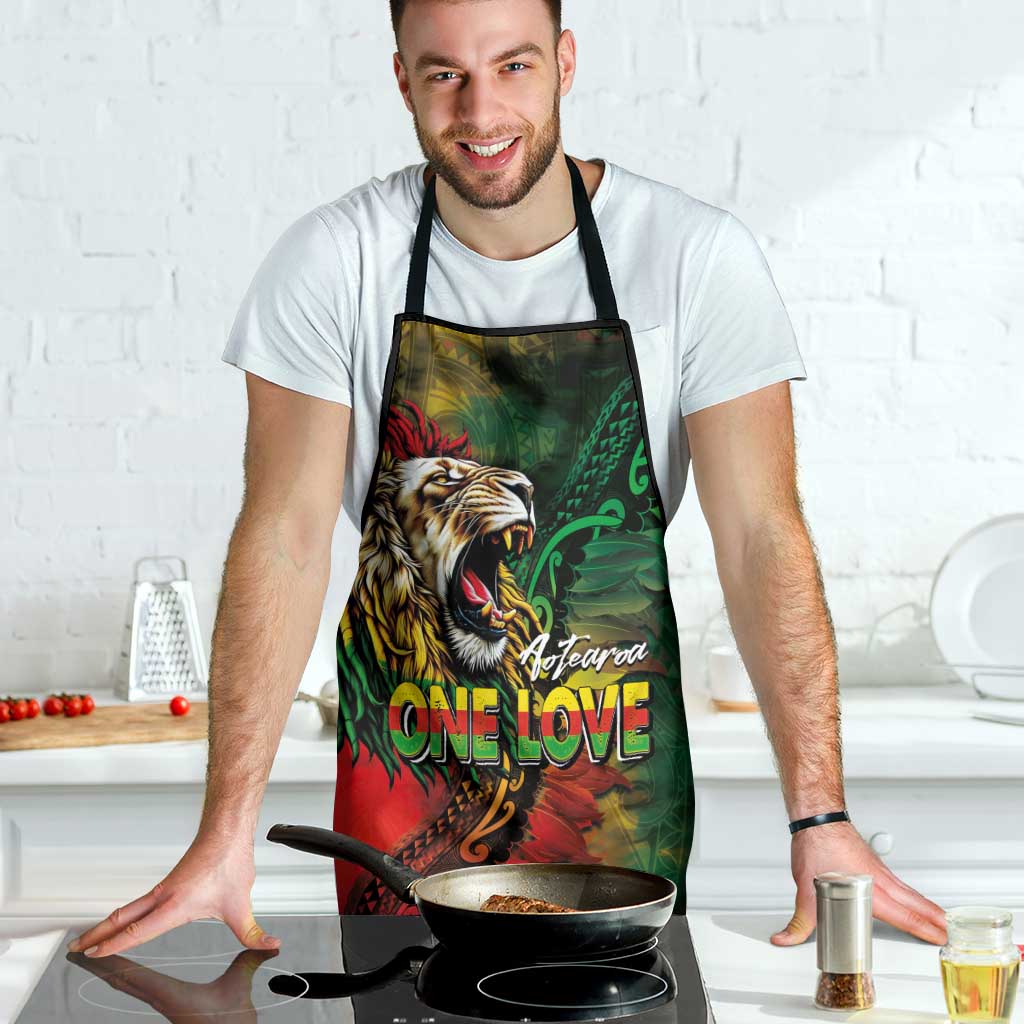 Aotearoa One Love Apron Reggae Lion with Kakahu Huruhuru