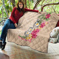 Hawaiian Tropical Flowers and Tribal Turtles Quilt Polynesian Art Motifs Beige Color - Polynesian Pride