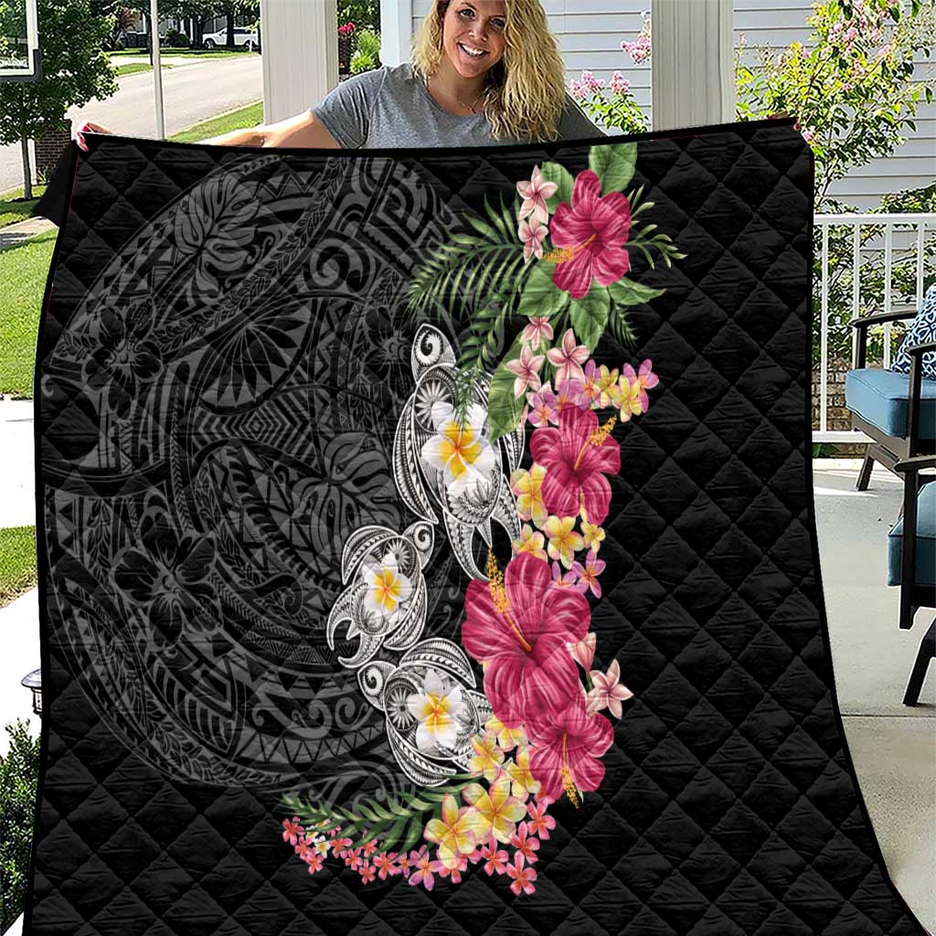 Hawaiian Tropical Flowers and Tribal Turtles Quilt Polynesian Art Motifs Black Color - Polynesian Pride