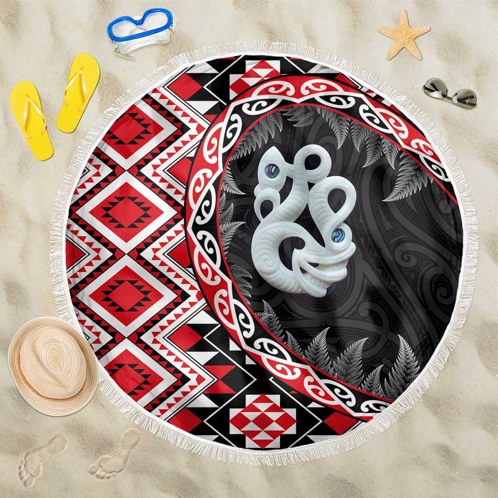 Red Taniko Motif Aotearoa Manaia and Silver Fern Beach Blanket