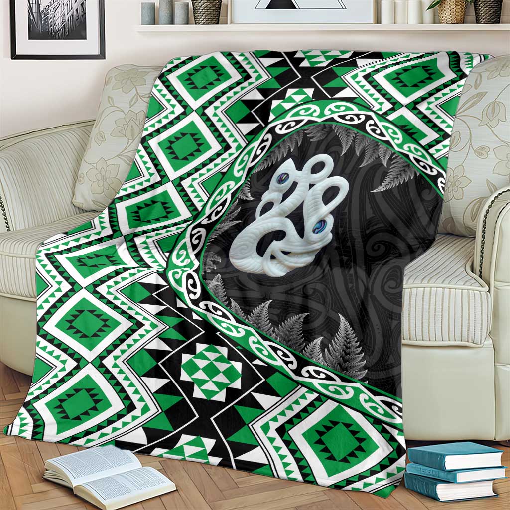 Green Taniko Motif Aotearoa Manaia and Silver Fern Blanket
