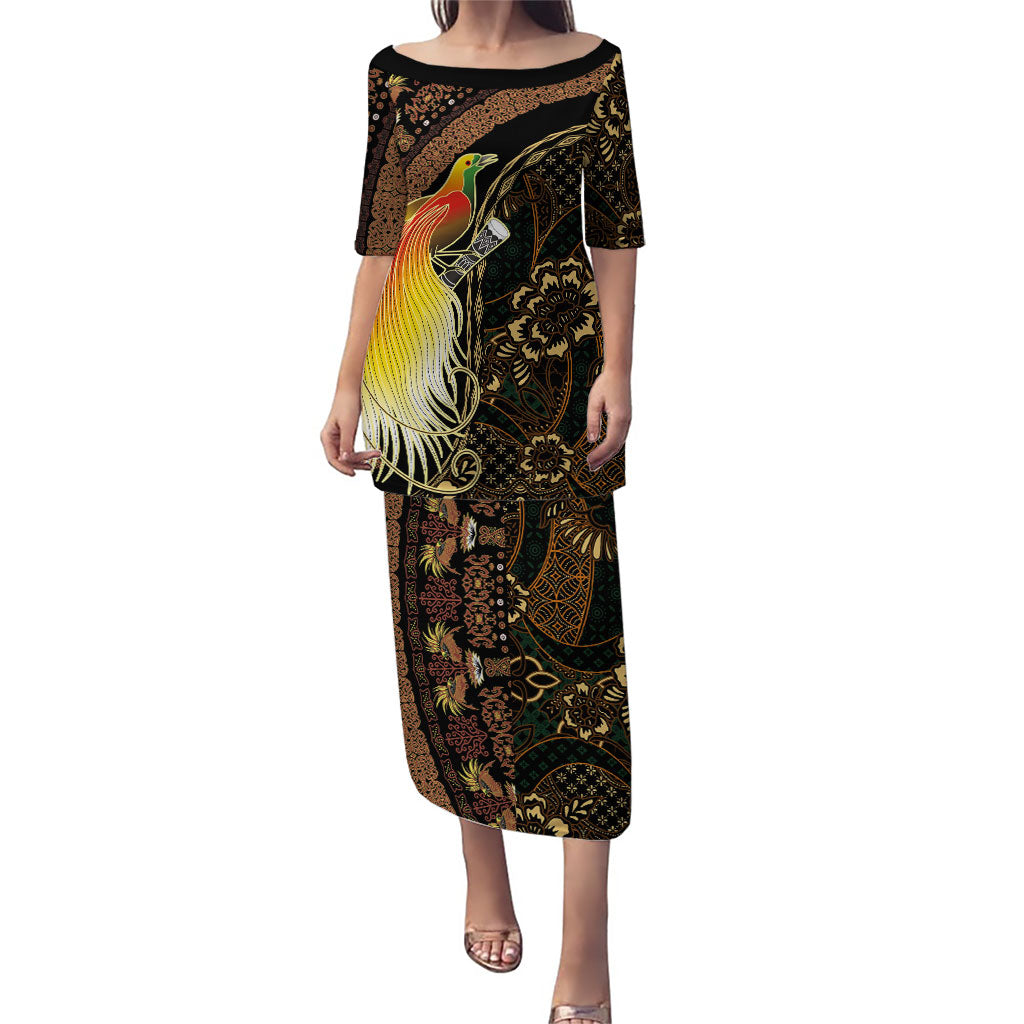 Papua New Guinea and Indonesia Batik Puletasi Bird of Paradise with Tribal Batik Patterns