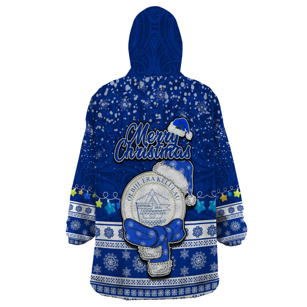Palau Christmas Wearable Blanket Hoodie Snowman Hugs Palau Coat of Arms Maori Pattern Blue Style LT03 - Polynesian Pride