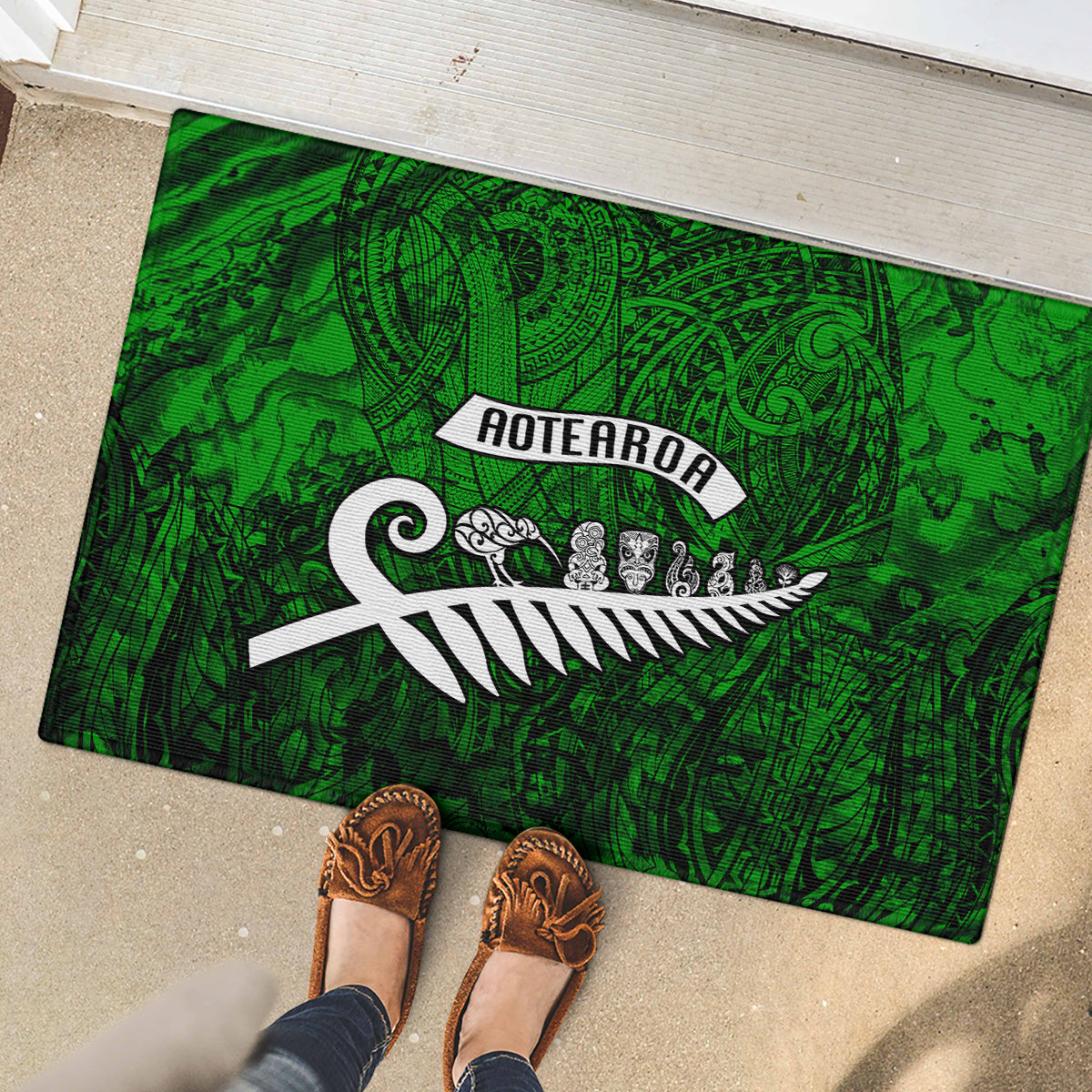 New Zealand Rubber Doormat Silver Fern and Maori Symbols Papua Shell Green Style LT03 - Polynesian Pride