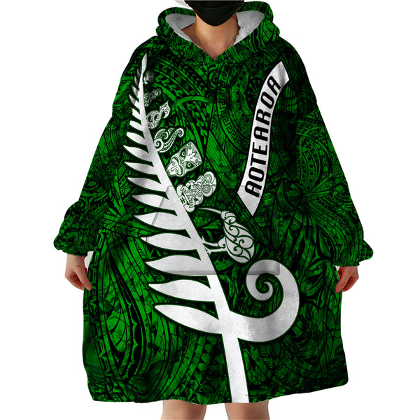 New Zealand Wearable Blanket Hoodie Silver Fern and Maori Symbols Papua ...