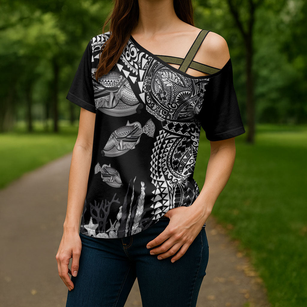 Hawaiian Reef Triggerfish Cross Shoulder Shirt Polynesian Art with Tribal Humuhumunukunukuapua'a LT03 - Polynesian Pride