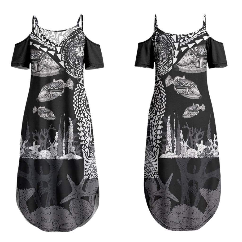 Hawaiian Reef Triggerfish Family Matching Summer Maxi Dress and Hawaiian Shirt Polynesian Art with Tribal Humuhumunukunukuapua'a LT03 Mom's Dress Black - Polynesian Pride