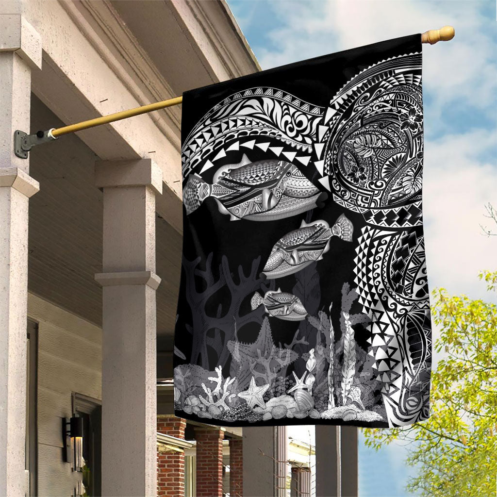 Hawaiian Reef Triggerfish Garden Flag Polynesian Art with Tribal Humuhumunukunukuapua'a LT03 House Flag Black - Polynesian Pride
