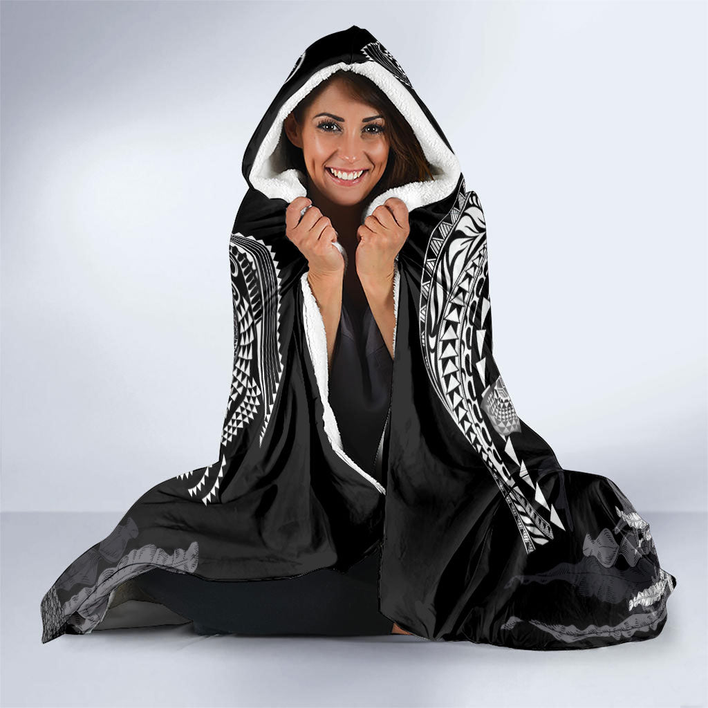 Hawaiian Reef Triggerfish Hooded Blanket Polynesian Art with Tribal Humuhumunukunukuapua'a LT03 - Polynesian Pride