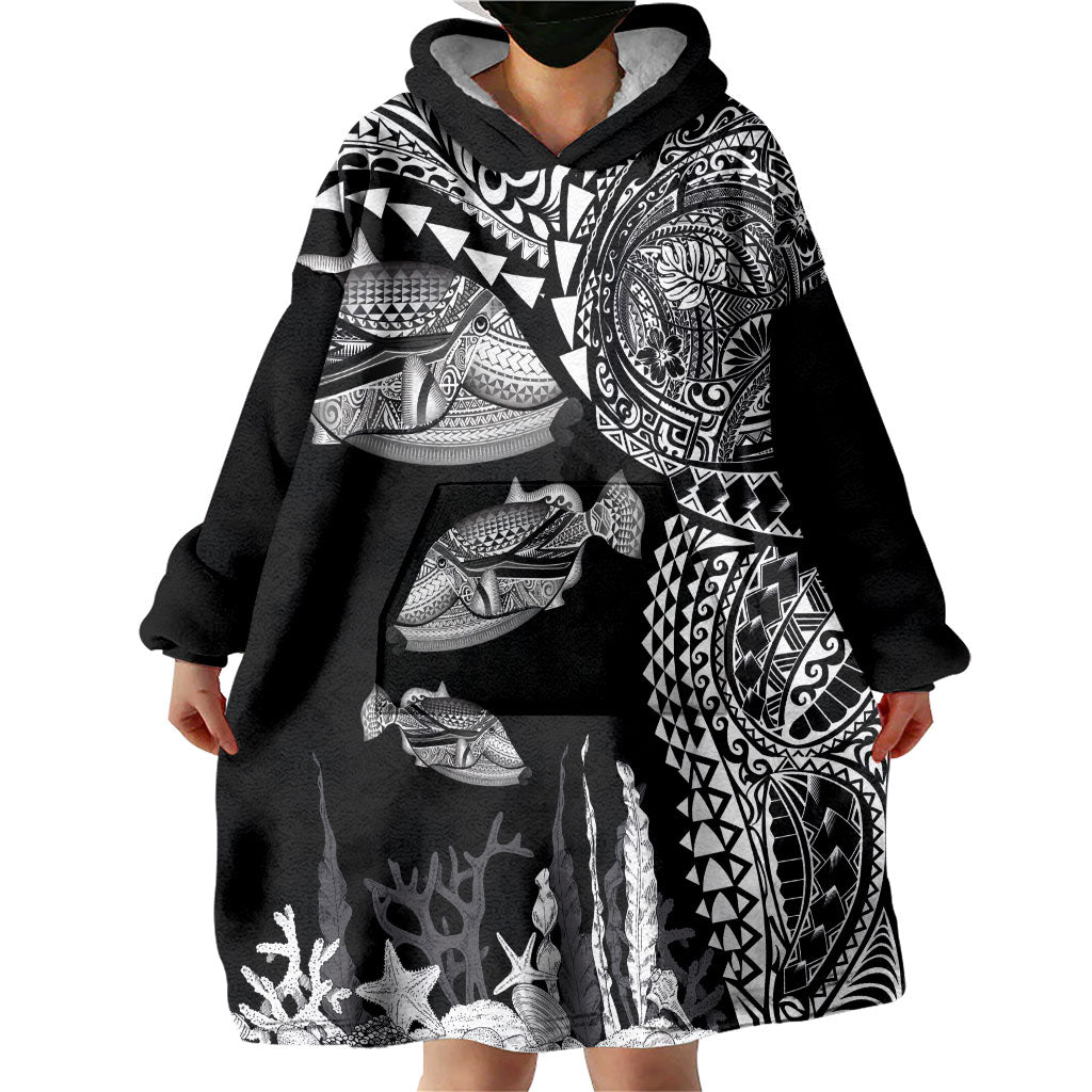 Hawaiian Reef Triggerfish Wearable Blanket Hoodie Polynesian Art with Tribal Humuhumunukunukuapua'a LT03 - Polynesian Pride