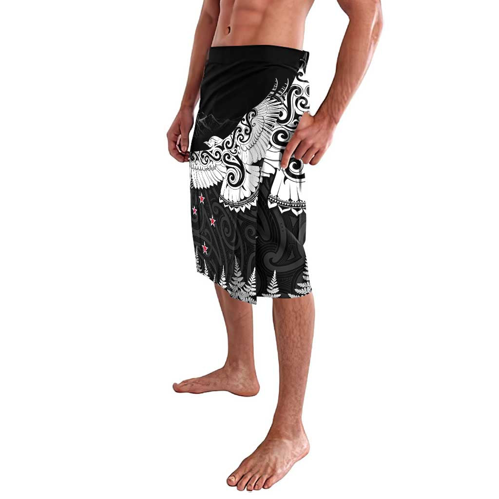 New Zealand Kea Bird Lavalava Maori Tattoo and Silver Fern Black Color