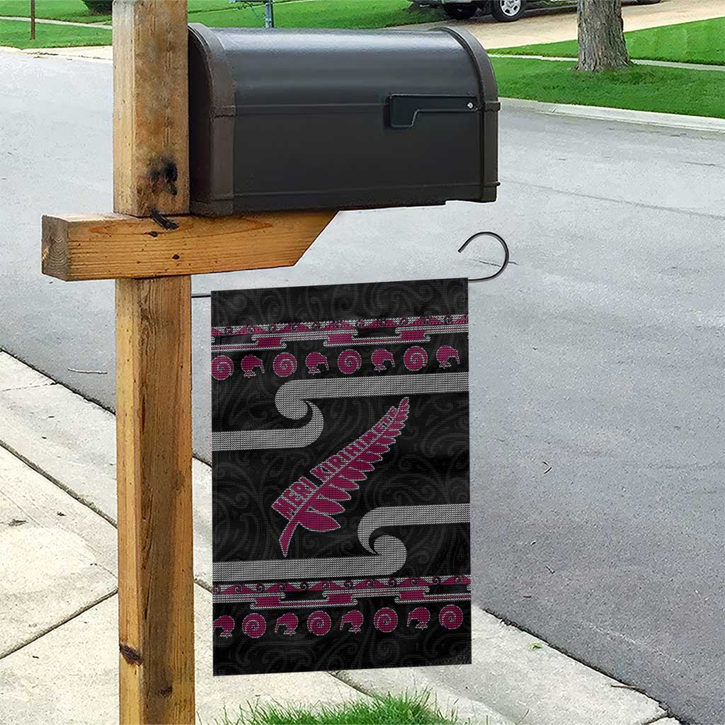 New Zealand Christmas Garden Flag Meri Kirihimete Silver Fern Knit Style Pink Color - Polynesian Pride