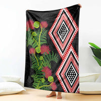 Aotearoa Tukutuku Motif Blanket Pohutukawa and Fern Leaves