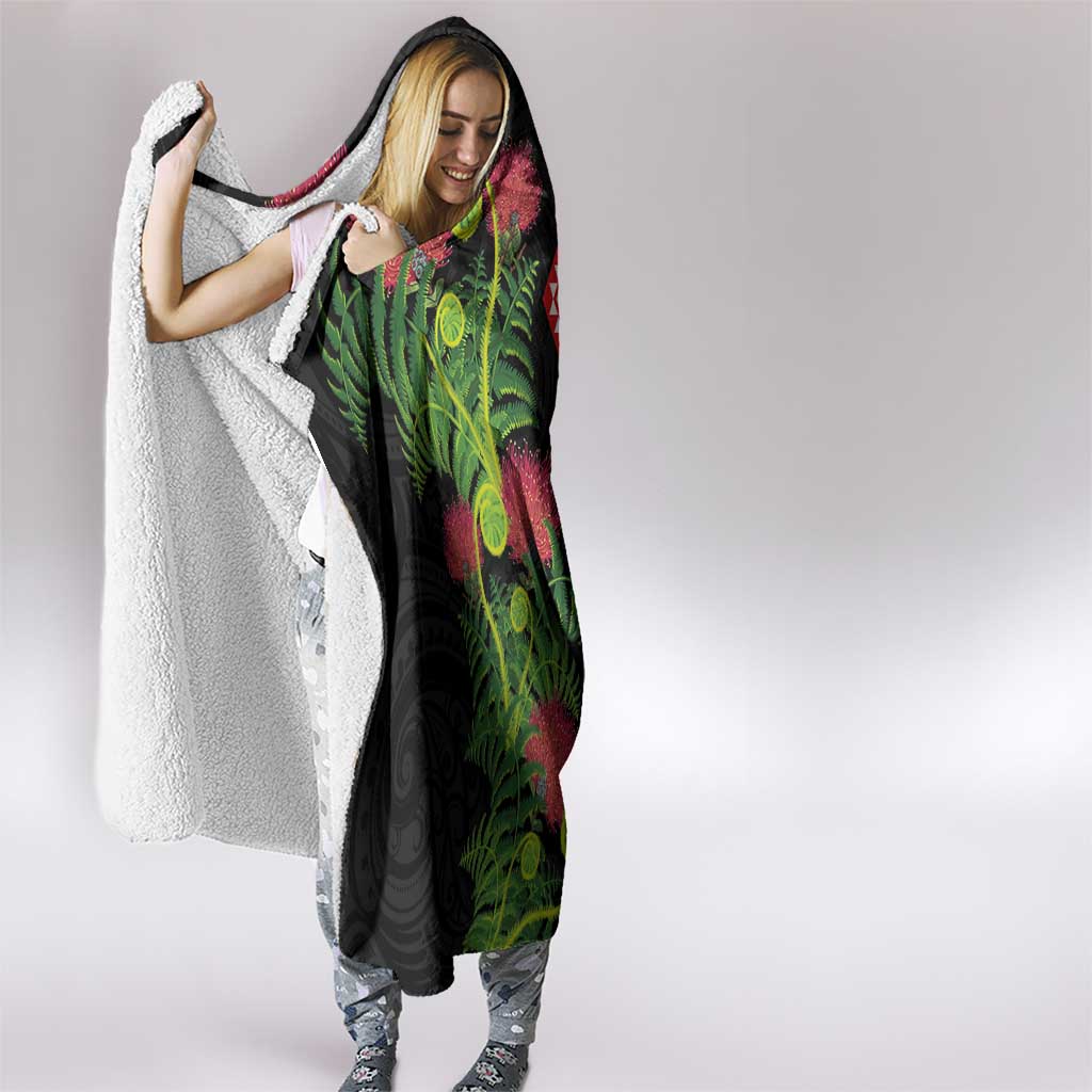 Aotearoa Tukutuku Motif Hooded Blanket Pohutukawa and Fern Leaves
