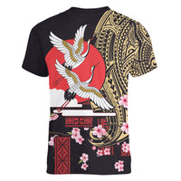 Japanese Culture and Hawaiian Tribal Women V-Neck T-Shirt Sakura Blossom Tapa Pattern