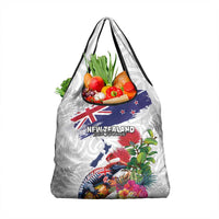 New Zealand Christmas Grocery Bag Meri Kirihimete-Tuatara and Pohutukawa White Color
