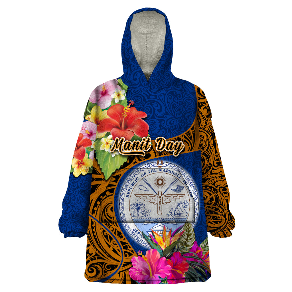 personalised-marshall-islands-manit-day-wearable-blanket-hoodie-marshall-seal-mix-hibiscus-flower-maori-pattern-style