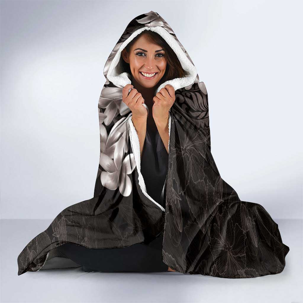 Hawaiian Plumeria-Polynesian Art Tattoo Grayscale Color Hooded Blanket