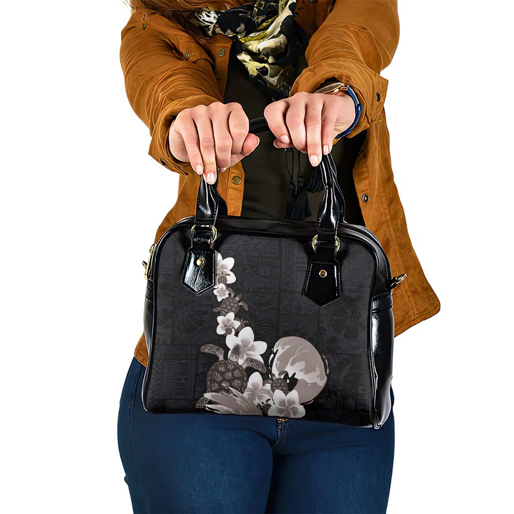Hawaiian Plumeria and Turtle Shoulder Handbag with Polynesian Tribal Art Pattern Grayscale Color LT03 One Size Black - Polynesian Pride