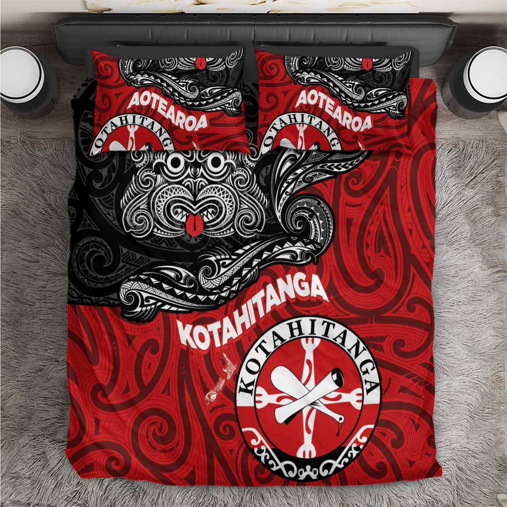 Maori Kotahitanga Bedding Set Aotearoa Spirit with Maori Mask and Polynesian Art Tattoo