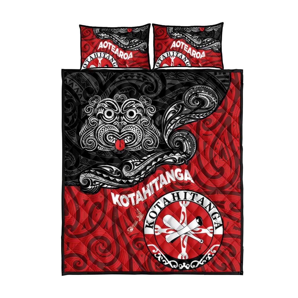 Maori Kotahitanga Quilt Bed Set Aotearoa Spirit with Maori Mask and Polynesian Art Tattoo