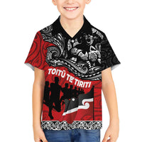 Aotearoa Toitu Te Tiriti Family Matching Short Sleeve Bodycon Dress and Hawaiian Shirt Honoring Te Tiriti o Waitangi Maori Haka LT03 Son's Shirt Red - Polynesian Pride