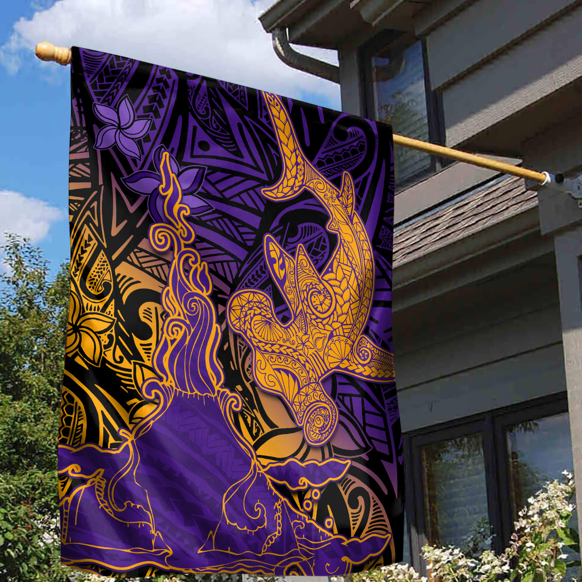 Hawaiian Volcano and Shark Garden Flag Polynesian and Hibiscus Pattern Purple Yellow Gradient LT03 - Polynesian Pride