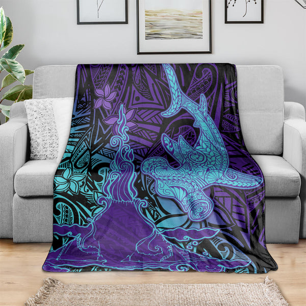 Sea Turtle Red Hibiscus Hawaiian Pattern Print Blanket