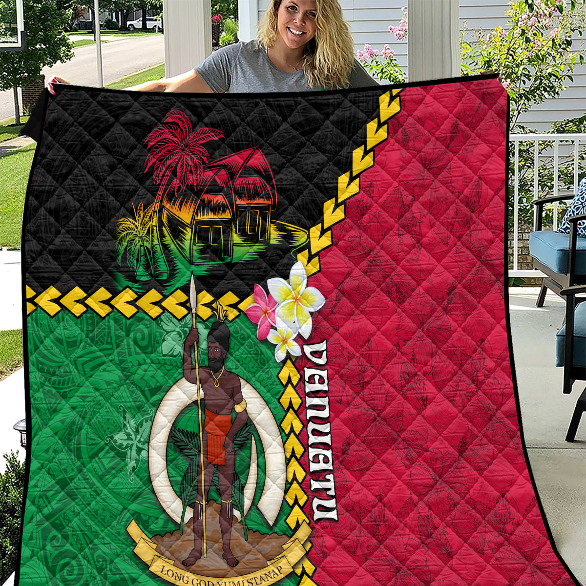 Vanuatu Nakamal and Plumeria Flowers Quilt Polynesian Pattern LT03 Black - Polynesian Pride