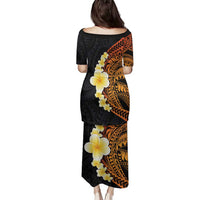 Hawaiian Tropical Plumeria Art Polynesian Tattoo Family Matching Puletasi and Hawaiian Shirt Black and Autumn Color Theme