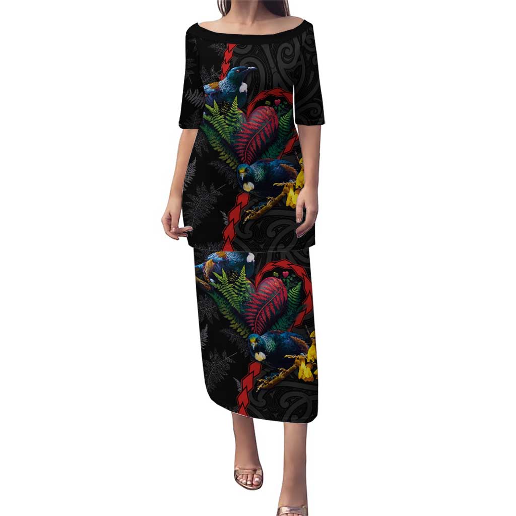 New Zealand Tui Birds Love Couple Puletasi The Heart of Silver Fern Leaves and Maori Tattoo Pattern