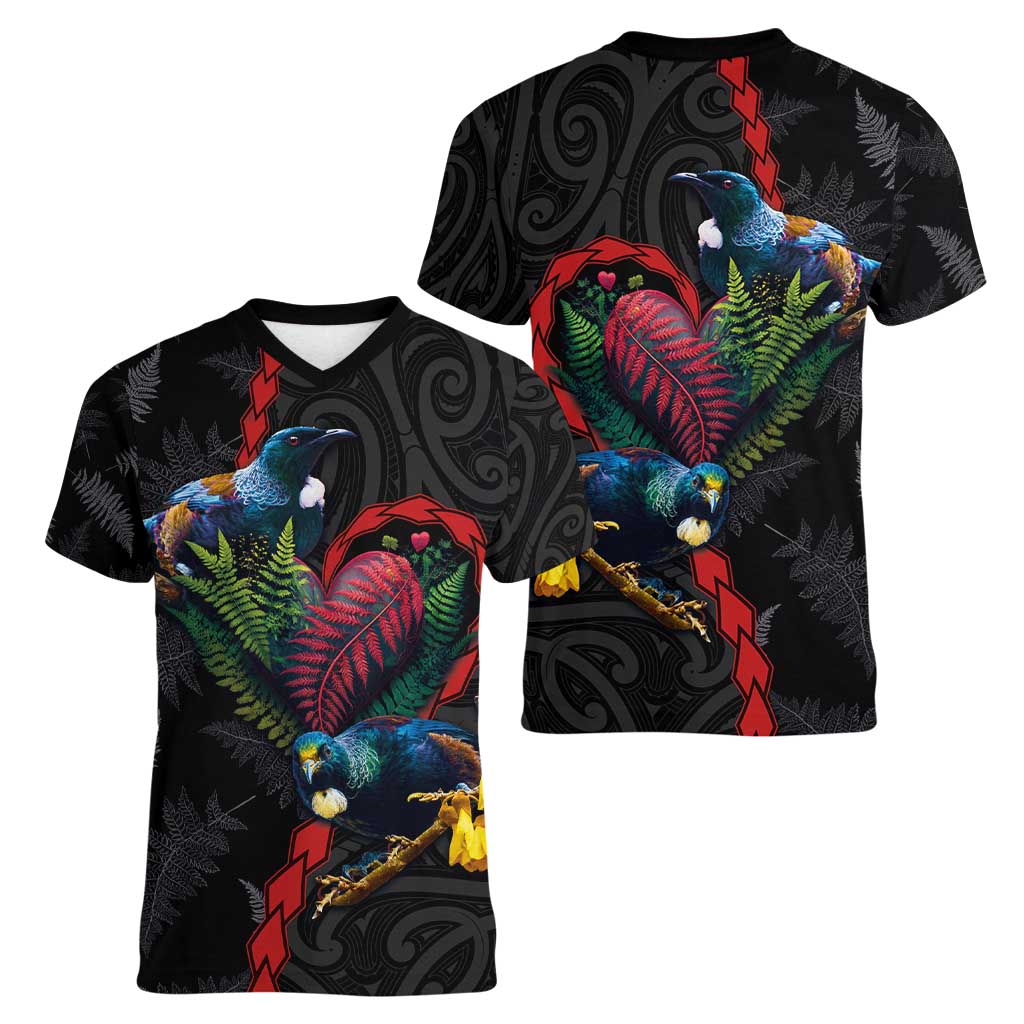 New Zealand Tui Birds Love Couple Women V-Neck T-Shirt The Heart of Silver Fern Leaves and Maori Tattoo Pattern