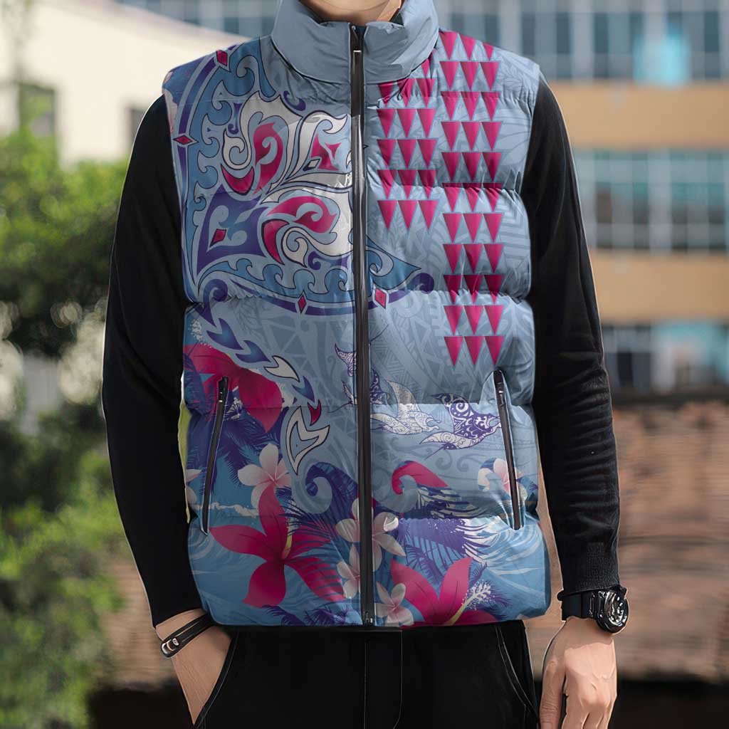 Hawaiian Tribal Manta Ray Sleeveless Puffer Jacket Kakau Tattoo and Flowers Surfing Waves Pattern Soft Color