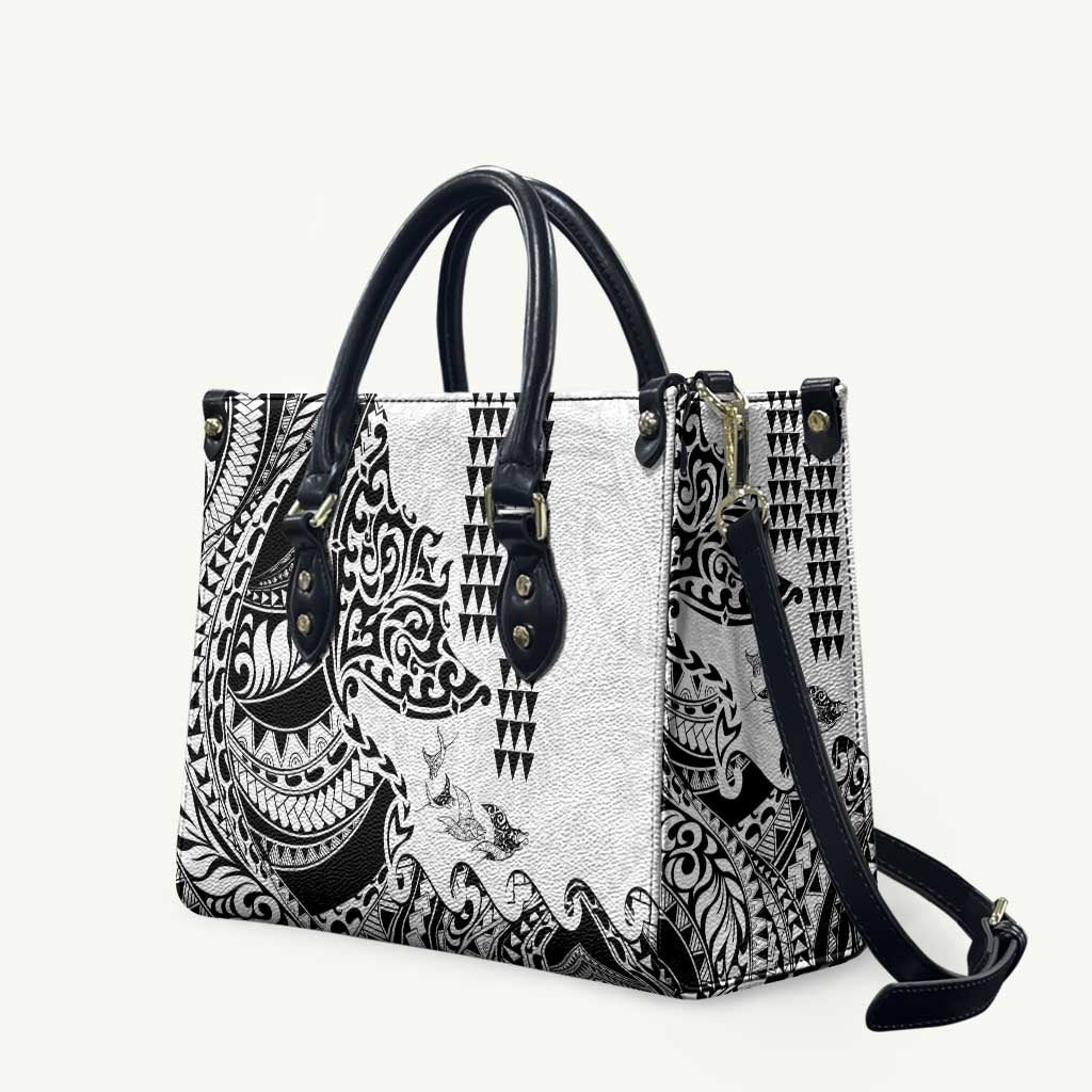 Hawaiian Tribal Manta Ray Leather Bag Kakau Tattoo and Polynesian Art Motif Pattern