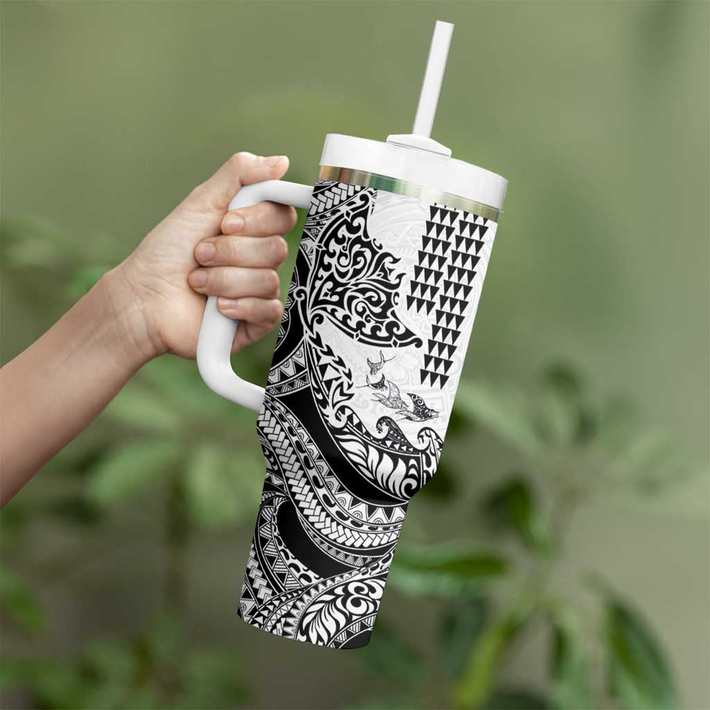 Hawaiian Tribal Manta Ray Tumbler With Handle Kakau Tattoo and Polynesian Art Motif Pattern